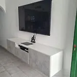 Laina 아파트 *