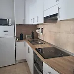Laina * Tías